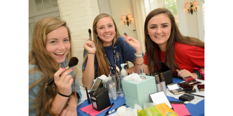 Sparkle and Shine Makeup Class (Ages 10+)